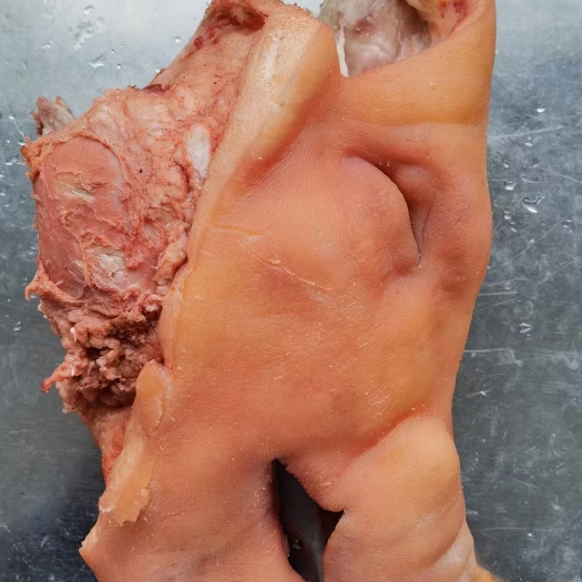 西平县八成熟全脱骨猪头肉 国产大厂鲜猪头加工 修肥膘 去淋巴质量好