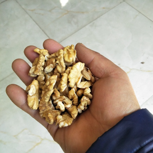 祥云县核桃仁 3-6个月 