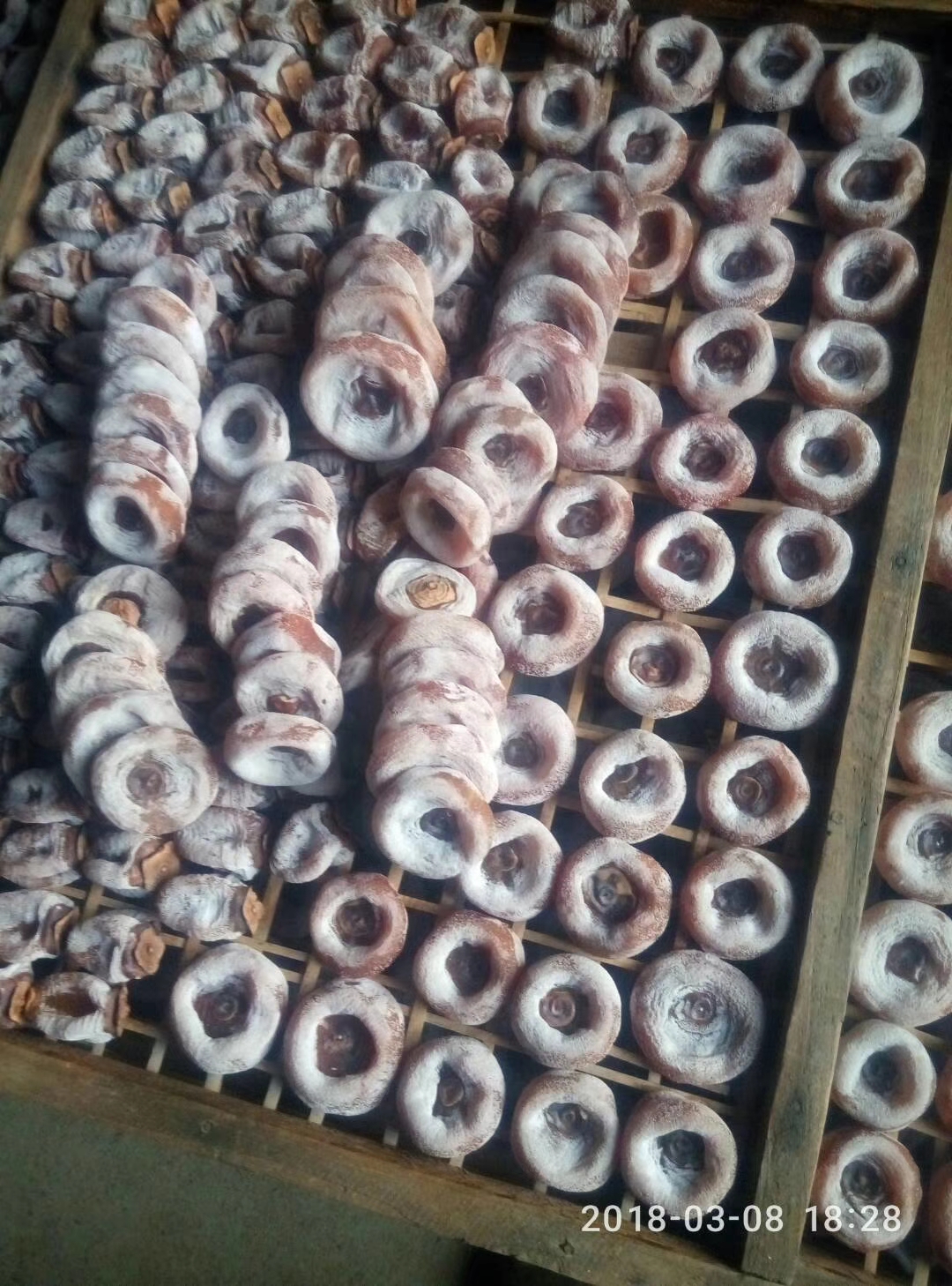 桂林柿饼 好货 中大饼 霜饼吊饼请备注 货多包装式样多 量大更优惠
