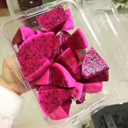 南宁越南红心火龙果 中（5-7两） 