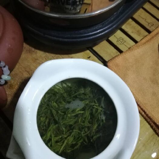 云南大树茶 散装 特级