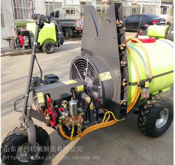  山东自走式打药机 果树专用打药车 风送打药机批发价格