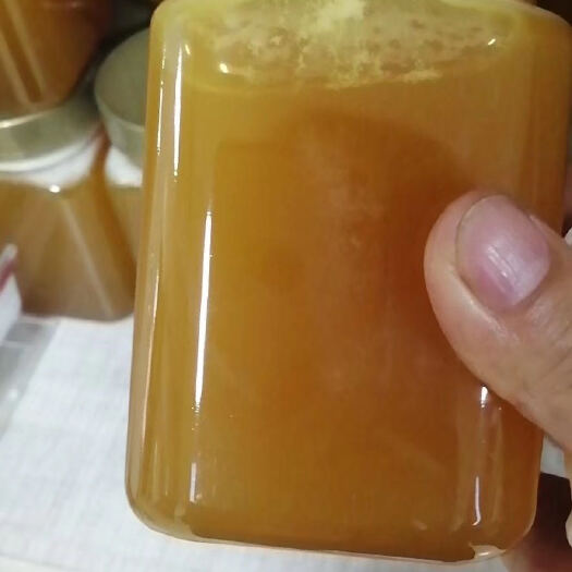 溆浦县 土蜂蜜木桶蜂蜜深山土蜂蜜天然农家自产深山成熟百花蜜