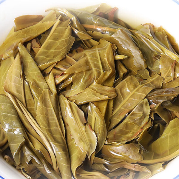 云南普洱茶生茶饼茶357g 老曼娥古树茶云南七子饼茶生茶