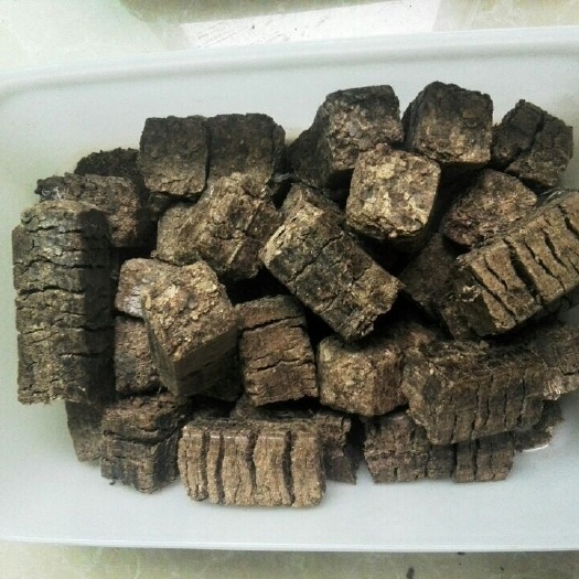方城县花生壳压块 山西生物质压块燃料