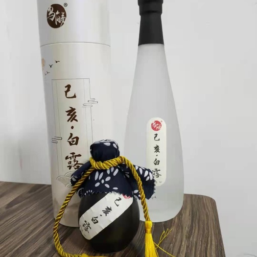 义乌市高粱酒  传统技法搭配家传酒曲酿制高粱白酒