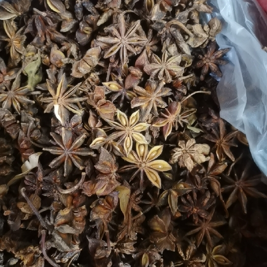 滕州市产地直销，新大红八角上市，大料