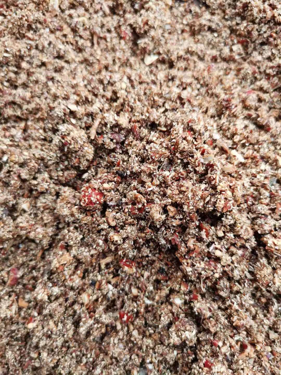 饲料枣粉  枣粉是以优质的金丝小枣为原料，枣粉含糖量高，适口性好