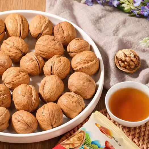 杭州 正宗新疆阿克苏185纸皮核桃 新货