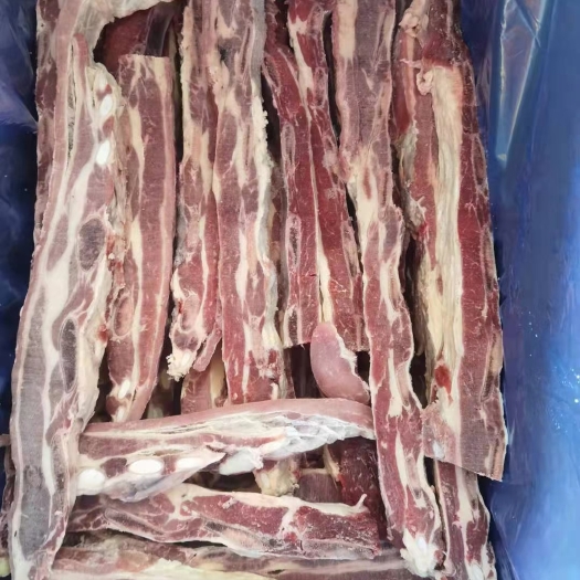 阳信县满肉牛排，肥瘦均匀。厂家直销一手货源。证件齐全