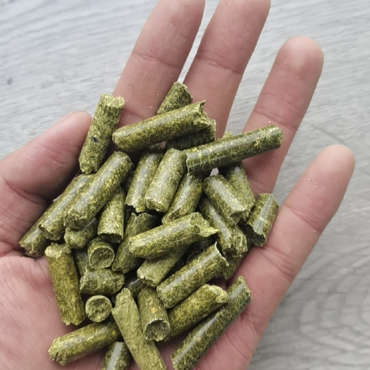 沈阳苜蓿草饲料 苜蓿草颗粒