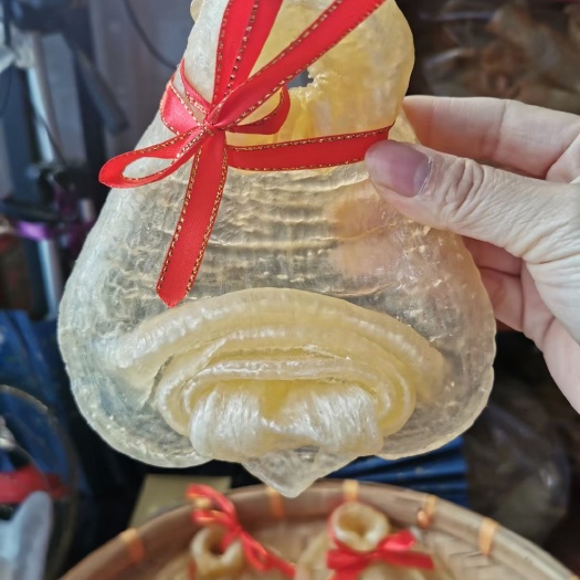 汕头花胶 湛江形白鳘整篮走7000+，冰鲜货质量非常好。