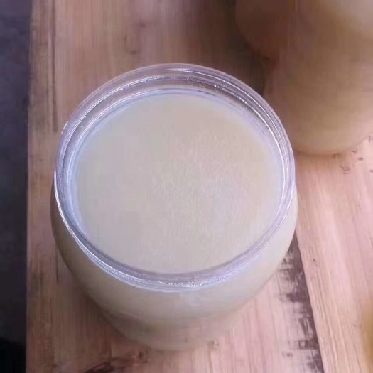 贺州土蜂蜜  纯中蜂，蜂蜜，鹅掌柴（鸭脚木冬蜜）纯白色结晶蜜