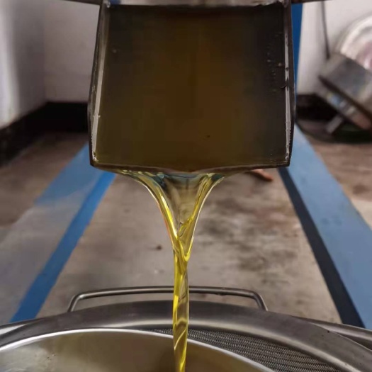 平远县茶油.物压榨山茶油，土茶籽油，原汁原味现榨现卖，假一赔十。