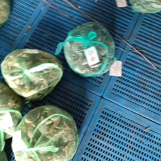 兴化市江苏兴化红膏大闸蟹，蟹肥黄满，这里的螃蟹全是用鱼苗养大的