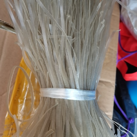 浏阳市红薯粉丝 纯红薯粉皮丝，质优价廉，证照齐全，还可以根据客户需