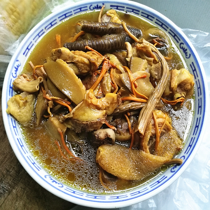 菌汤料包  云南七珍菌汤包配料鹿茸菇鸡油菌蛹虫草六珍羊肚菌