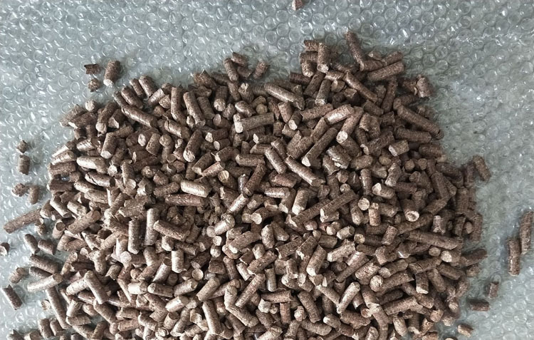 武汉湖北湖南生物质颗粒燃料，取暖炉壁炉锅炉采暖炉，秸秆松木花生