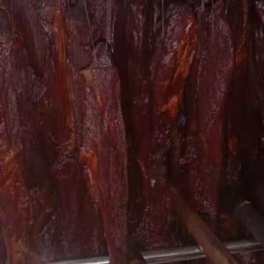 浦北县腊牛肉 烟熏牛肉干
