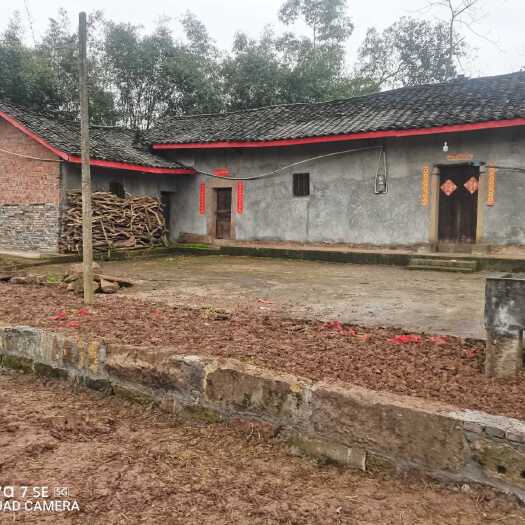 重庆市宅基地 重庆市璧山健龙镇260平独门农房出租共13间住房，
