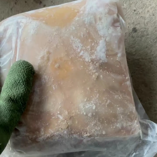 鲜冻水褪驴皮 马皮  颜色鲜 量大从优 货源充足 全程冷链运