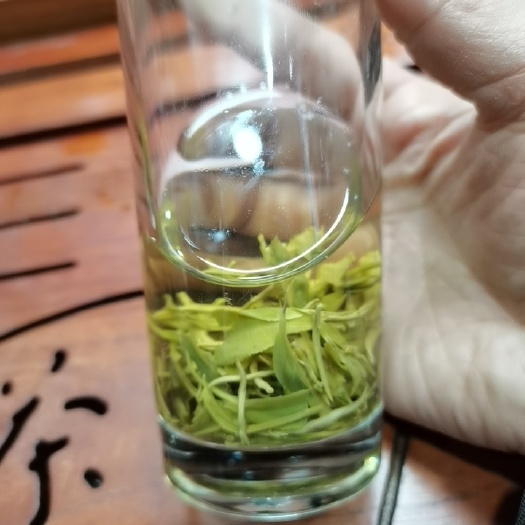 恩施市毛尖茶 湖北省恩施富硒春茶明前茶味香汤色好叶底匀整