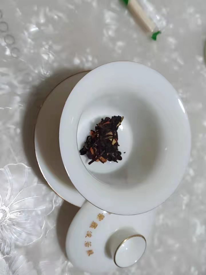滇红工夫 红袖红茶景迈山茉莉花饼茶