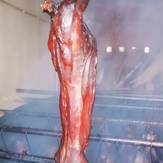 绵阳农家自制烟熏腊兔