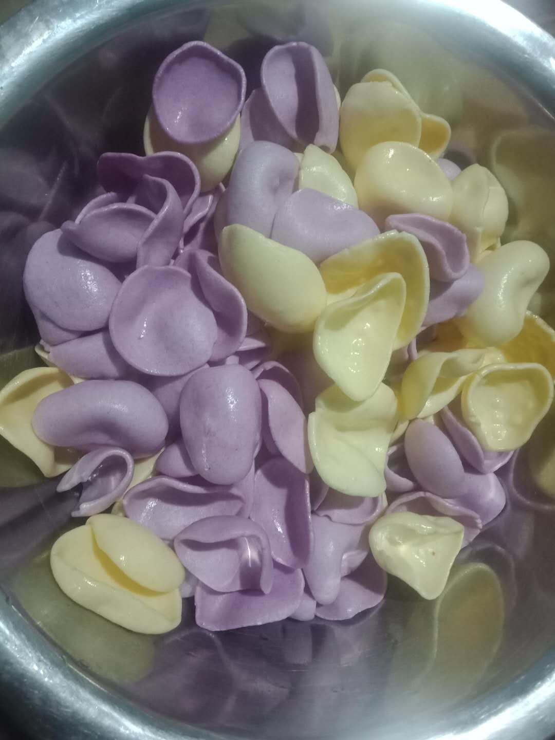  薯片  紫薯片