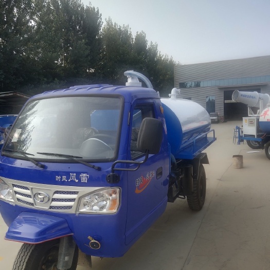 嘉祥县清粪车 农用三轮车吸粪车，农用三轮车垃圾车，农用三轮车洒水车