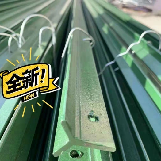 安平县实心柱子牛栏网铁丝网立柱轨道钢实心丫型柱围栏网立柱尖头柱三角