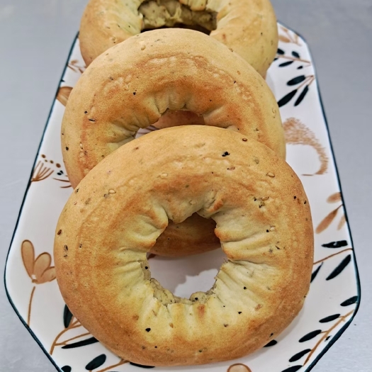 孟州市烤饼 馉圈馍◎枣蛋馍酥香美味细密有嚼头，含膳食纤维丰富，健胃