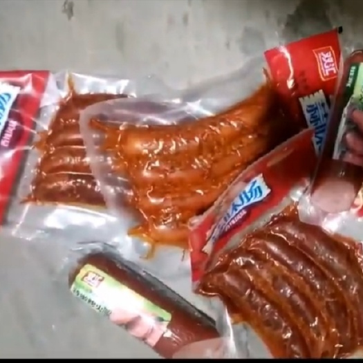辛集市火腿肠 过期火腿