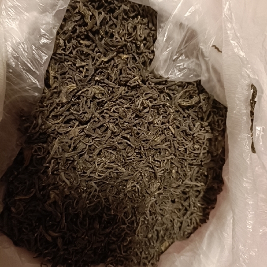 浮梁县绿茶 自采野茶，炒干