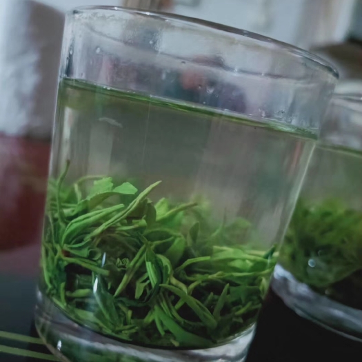 咸丰县云雾茶 恩施富硒茶，藤茶，红茶
