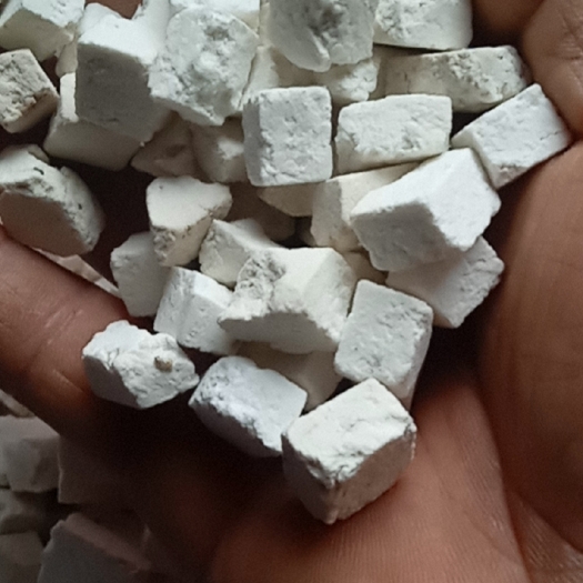 光山县白茯苓 茯苓丁 纯白丁无硫磺 批发零售