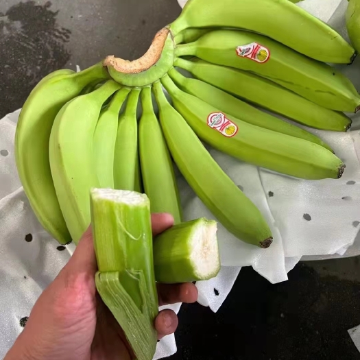 上海常年供货青焦二黄焦，精品，，菲律宾越南香蕉，口感香甜软