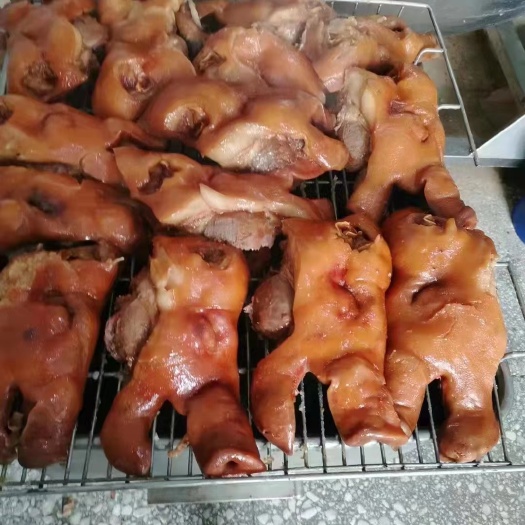 成都卤猪头肉 全熟猪头肉，带核桃肉，没有骨头，无需再次加工，一手