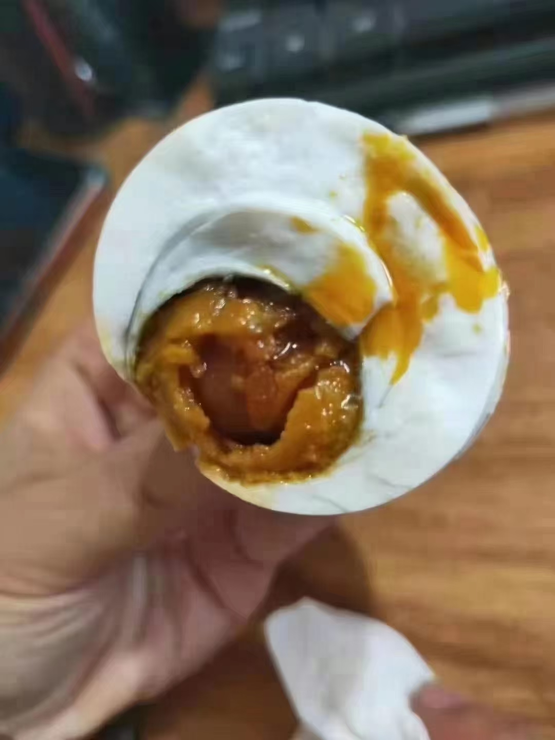 咸鸭蛋，清淡口味翻沙流油，一件100个。现货价格美丽。