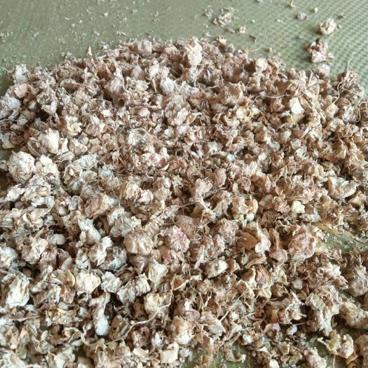 临西县纯白玉米芯颗粒压块饲料