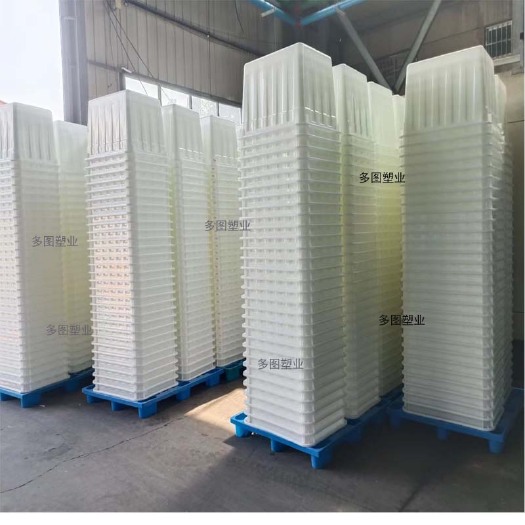 临沂加厚塑料水箱长方形塑料桶家用养鱼箱大桶水产龟养殖箱多功能盒子