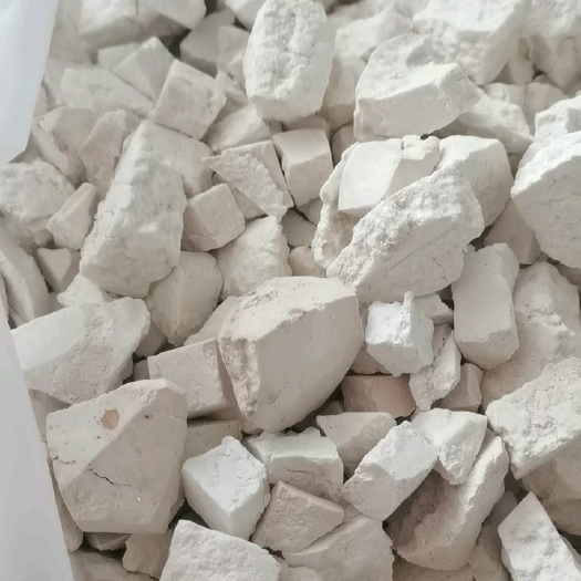 楚雄市云南深山茯苓白块，生茯苓，自然晾晒风干，无硫。