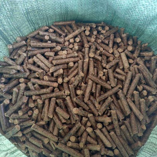 南宁广西颗粒厂批发供应4500卡高卡低灰生物质颗粒燃料