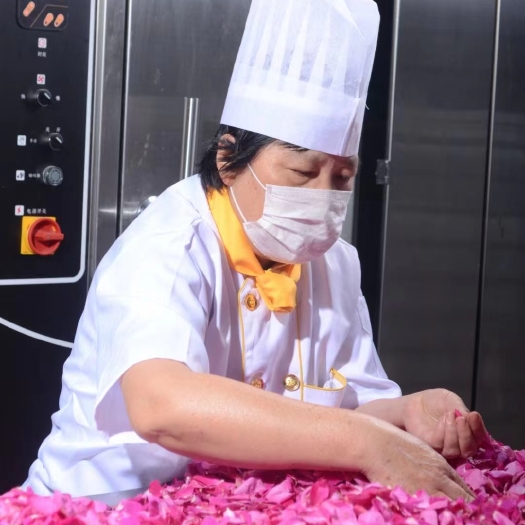 昆明云南特产现做现做现发的鲜花饼