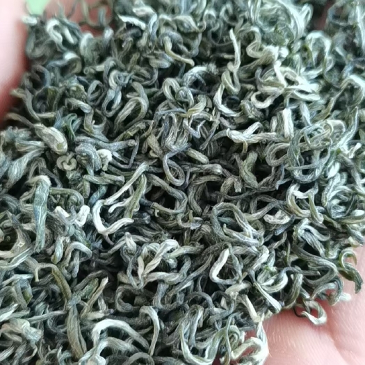 凤冈县精品毛峰，富含锌硒元素，一款有机健康茶。