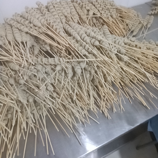涟水县纯手工面筋串，纯谷朊粉制作！
