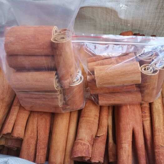 平南县正宗广西桂皮批发纯干货森山老林桂段香料特级桂段厨房调料卤料