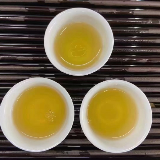 潮州凤凰单丛茶，大乌叶，甜水花香型