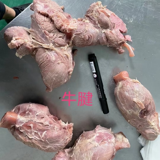 牛腱子本色酱红色半熟牛腱