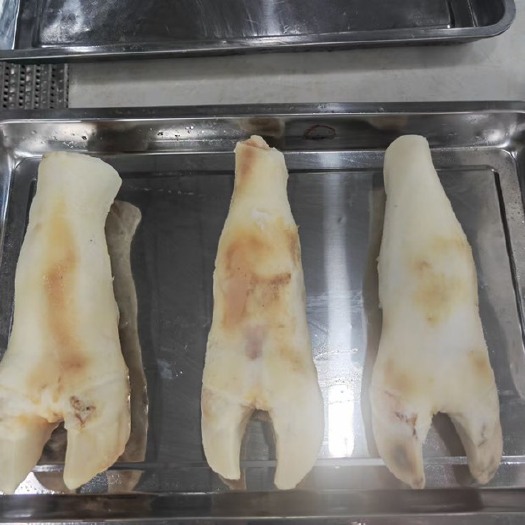 河间市牛蹄 水退/火燎牛蹄都有货 可加工锯断 全部鲜冻 可真空